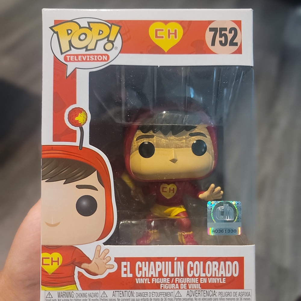 El Chapulín Colorado Vinyl Figure